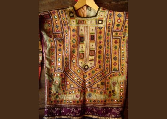 Sukienka Tunika z Sindh, Pakistan
