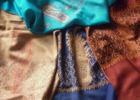 Haftowane Wełniane Szale