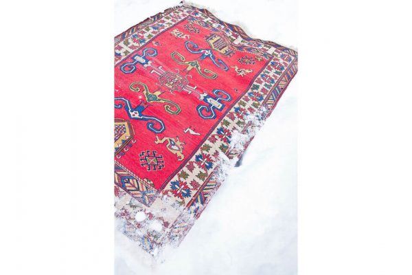 “Sirdżan” - ręcznie tkany i haftowany kilim