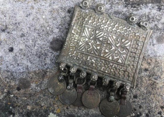 Stary naszyjnik z Iranu