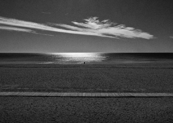 Zbigniew Wikłacz “Plaża w Albufeira”