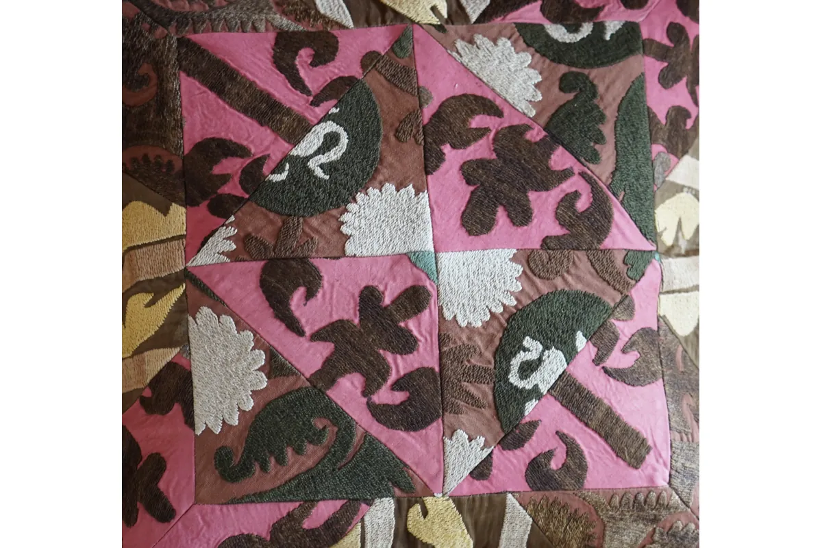 Poduszka Suzani w stylu vintage, haftowana ręcznie