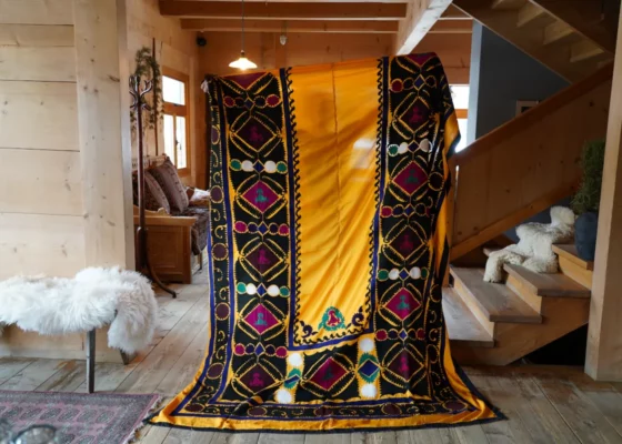 "Suzani" tadżyckie haftowane ręcznie - Galeria Persja