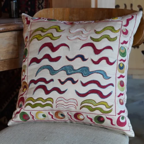 poduszka jedwab na jedwabiu, rękodzieło z Uzbekistanu - Galeria Persja rękodzieło z Azji Centralnej