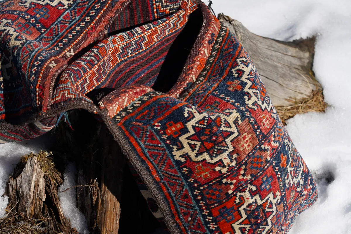 Chordżin kurdyjski - sakwy podróżne tkane ręcznie techniką dywanową i kilimową, początek XX w
