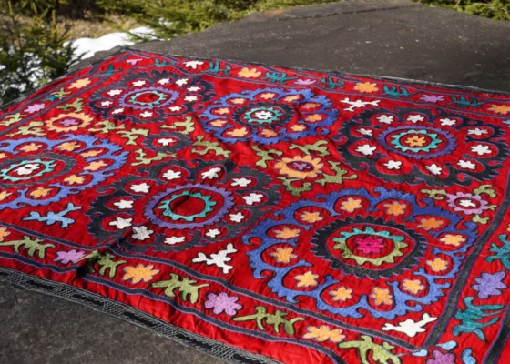 "Suzani" haftowane ręcznie, Turkmenistan - Galeria Persja