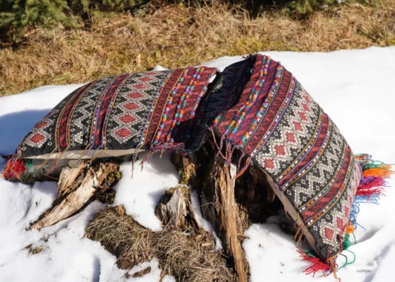 Kurdyjskie sakwy podróżne - poduchy tkane ręcznie